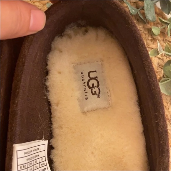 SOLD *** UGG australia size 11 NWOT - Picture 4 of 5